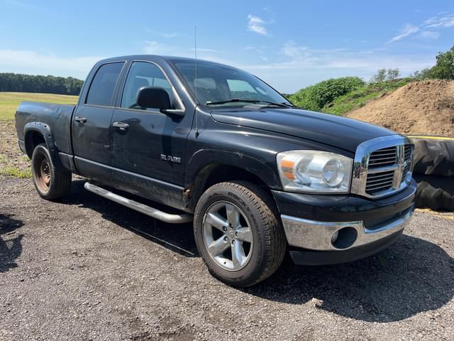 Image of Dodge Ram 1500 equipment image 1