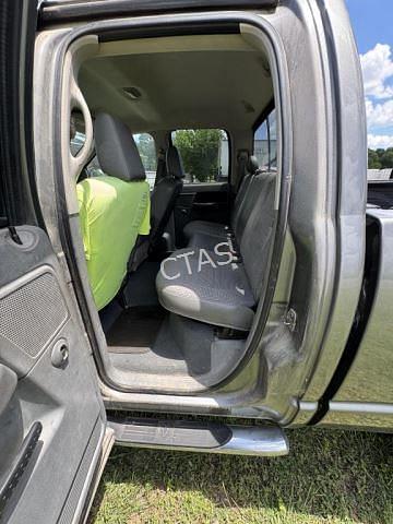 Image of Dodge Ram 1500 equipment image 4