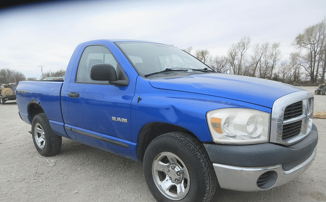 Image of Dodge Ram 1500 equipment image 1