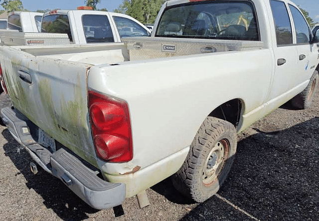 Image of Dodge Ram 1500 equipment image 3