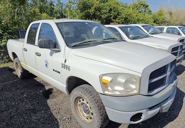 Image of Dodge Ram 1500 equipment image 4