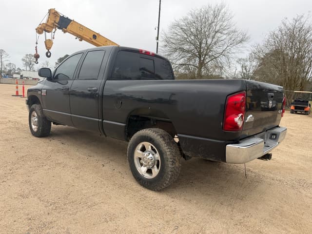 Image of Dodge Ram 1500 equipment image 1