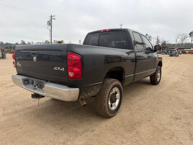 Image of Dodge Ram 1500 equipment image 2