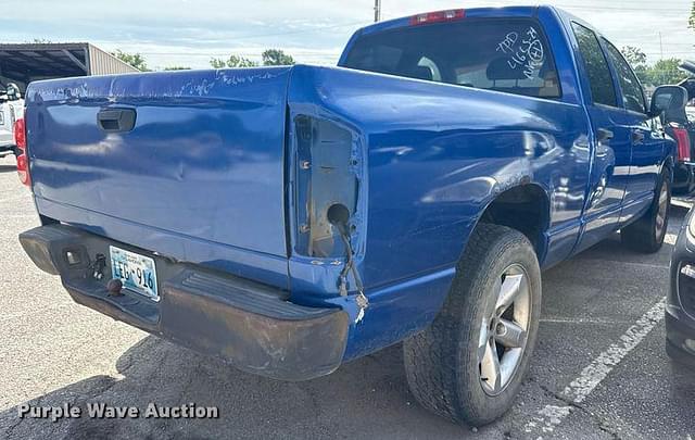 Image of Dodge Ram 1500 equipment image 4