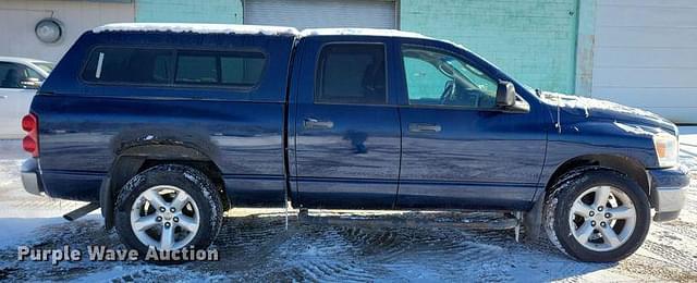 Image of Dodge Ram 1500 equipment image 3