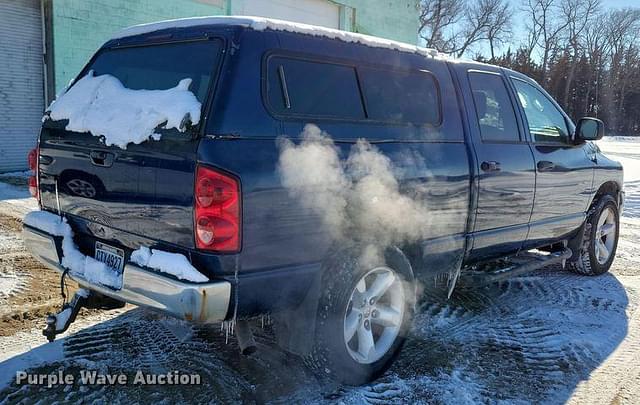 Image of Dodge Ram 1500 equipment image 4