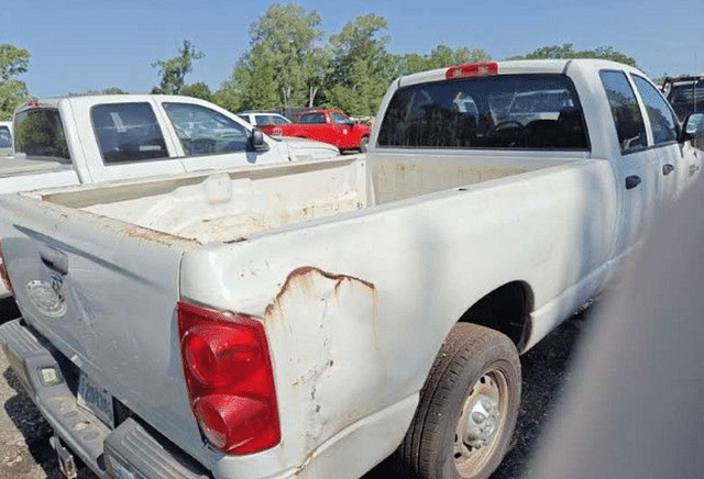 Image of Dodge Ram 2500 equipment image 4