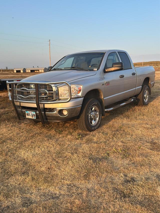 Image of Dodge Ram 2500 equipment image 1