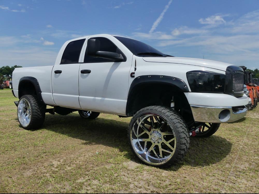 Image of Dodge Ram 2500 Primary image
