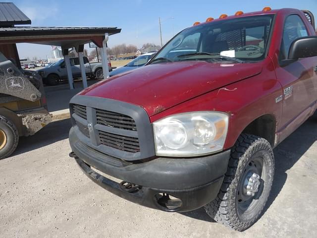 Image of Dodge Ram 2500 equipment image 1