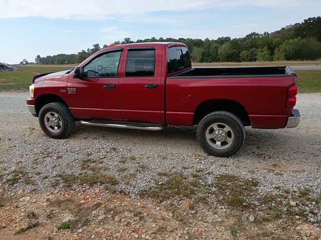 Image of Dodge Ram 2500 equipment image 4