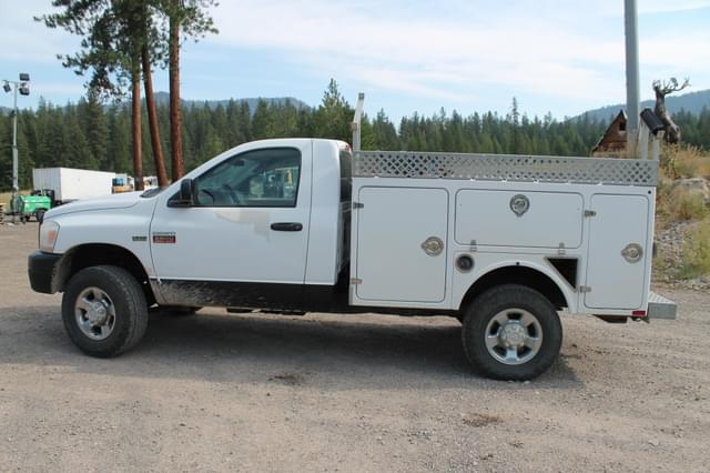 Image of Dodge Ram 2500 equipment image 1