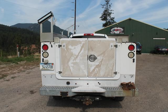 Image of Dodge Ram 2500 equipment image 3