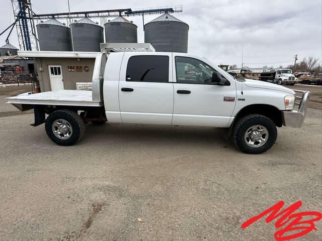 Image of Dodge Ram 2500 equipment image 3