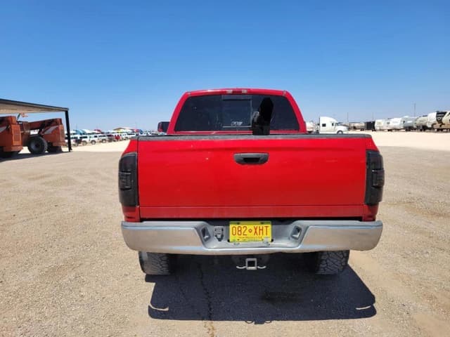 Image of Dodge Ram 2500 equipment image 3