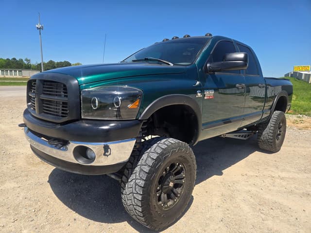 Image of Dodge Ram 2500 equipment image 1