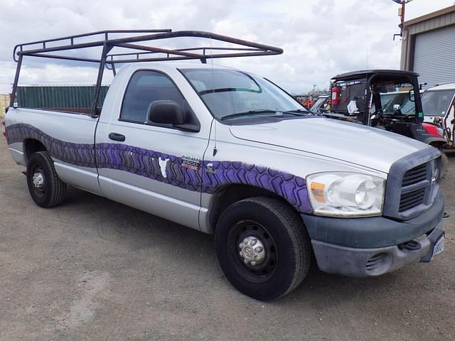 Image of Dodge Ram 2500 equipment image 1