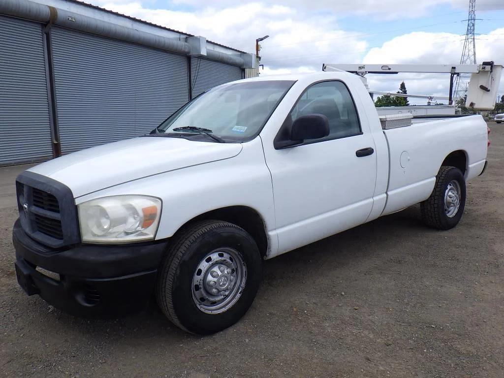 Image of Dodge Ram 2500 Primary image
