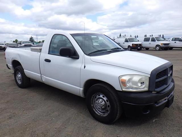 Image of Dodge Ram 2500 equipment image 1