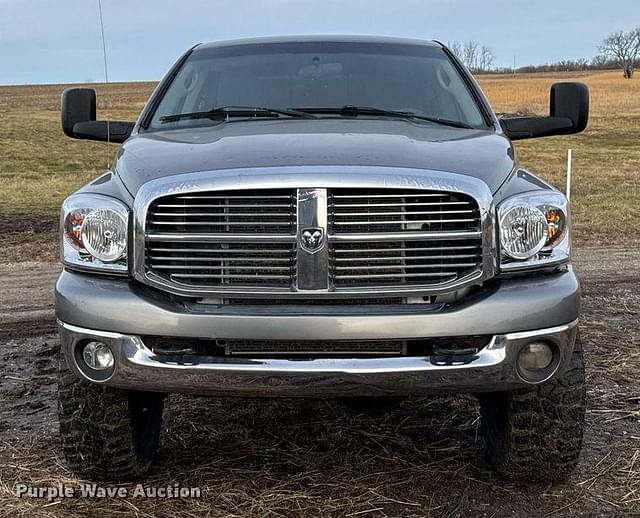 Image of Dodge Ram 2500 equipment image 1