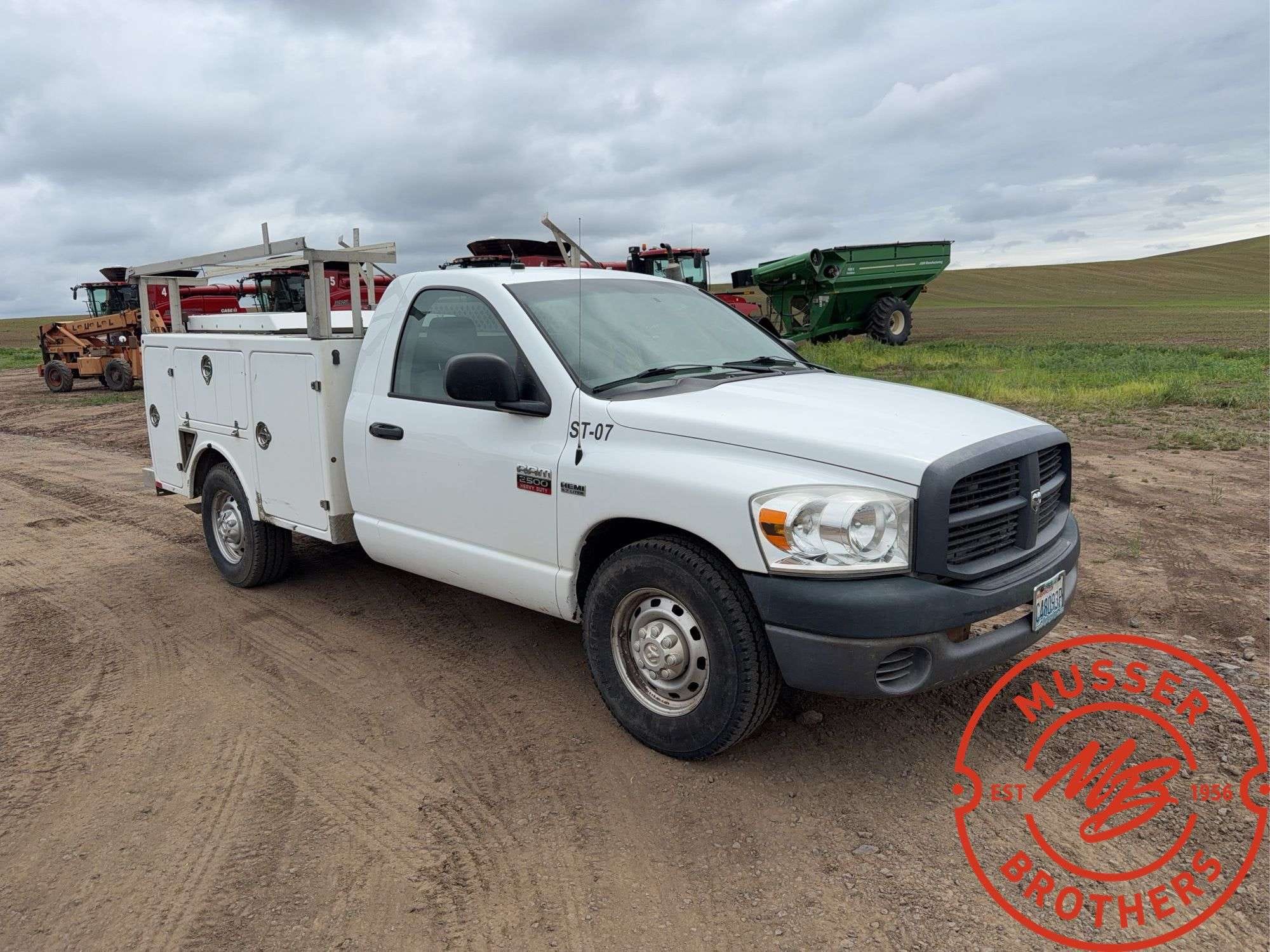 2008 Dodge Ram 2500 Equipment Image0