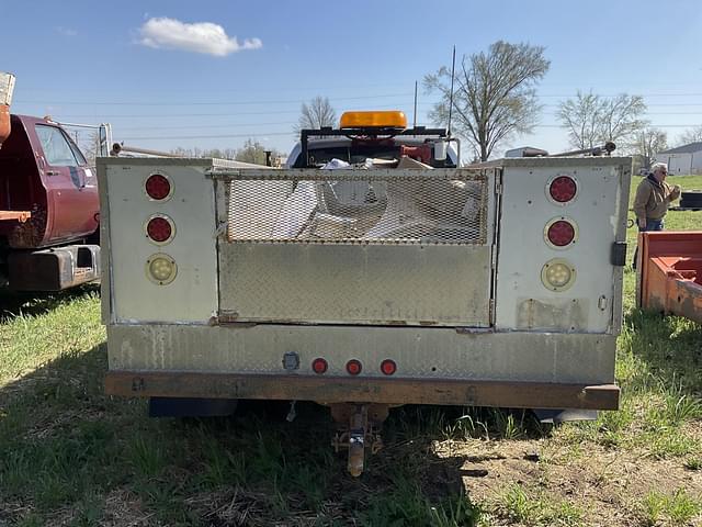 Image of Dodge Ram 2500HD equipment image 3