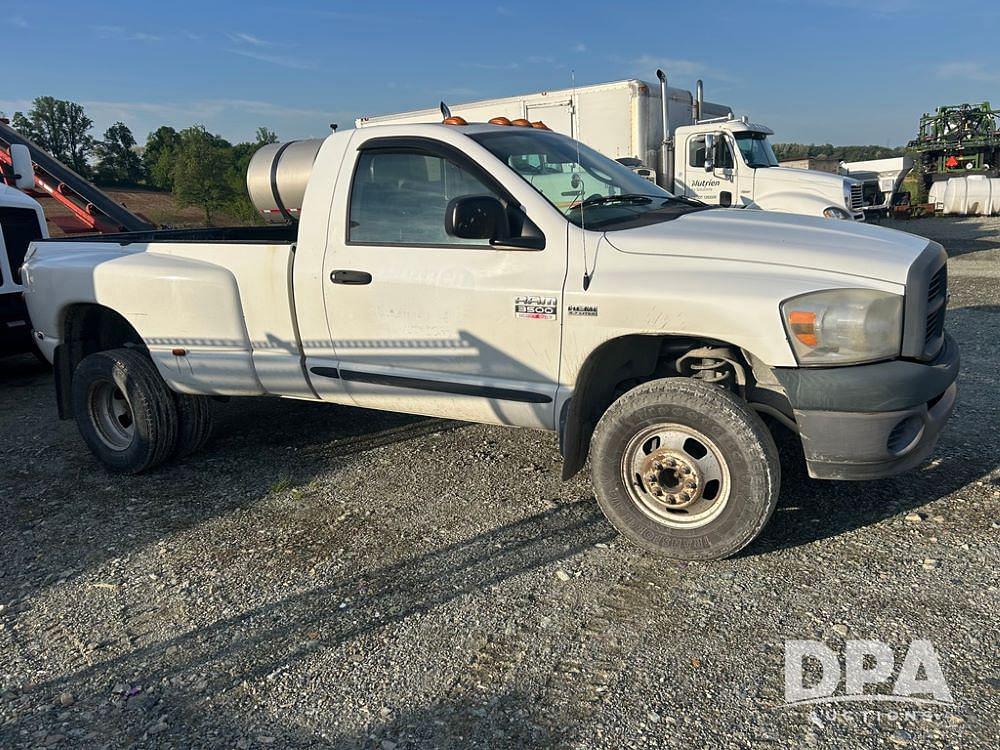 Image of Dodge Ram 3500 Primary image