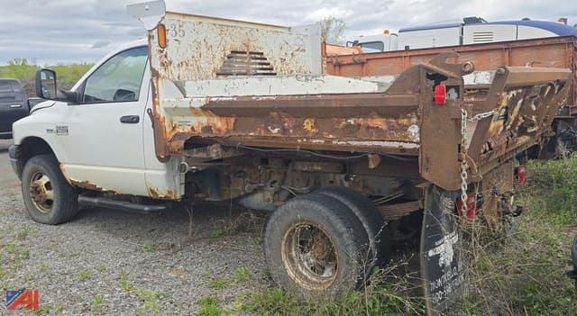 Image of Dodge Ram 3500 equipment image 4