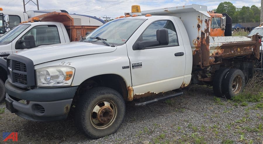 Image of Dodge Ram 3500 Primary image