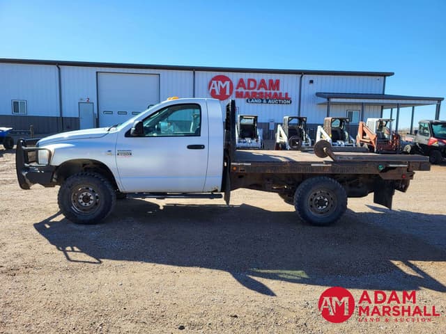 Image of Dodge Ram 3500 equipment image 4