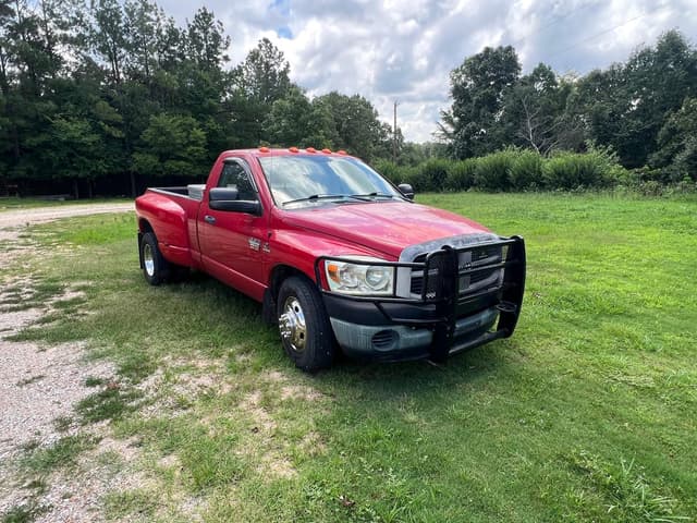 Image of Dodge Ram 3500HD equipment image 1