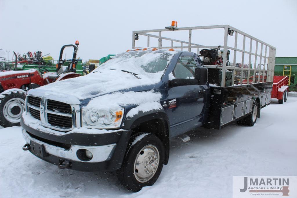 Image of Dodge Ram 5500 Primary image