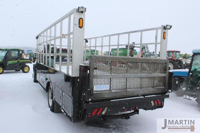 Image of Dodge Ram 5500 equipment image 3