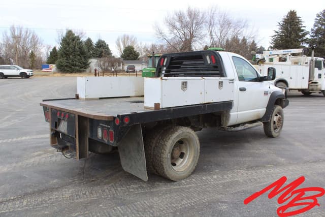 Image of Dodge Ram 5500HD equipment image 4