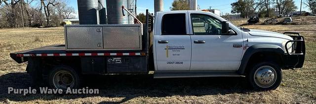 Image of Dodge Ram 5500HD equipment image 3