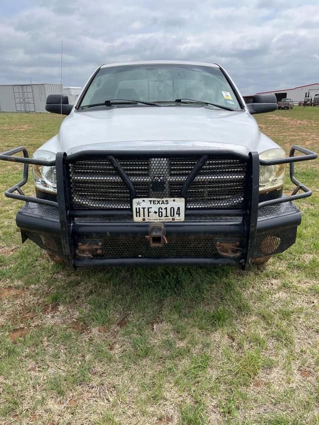 Image of Dodge Ram 2500 equipment image 1