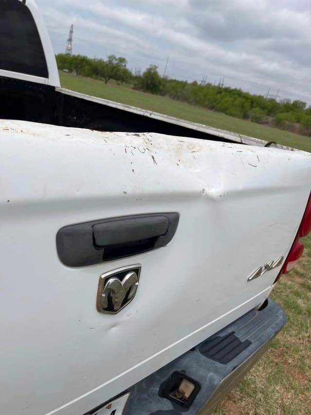 Image of Dodge Ram 2500 equipment image 4