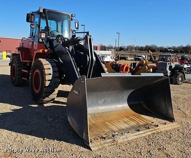 Image of  Doosan DL200 equipment image 2