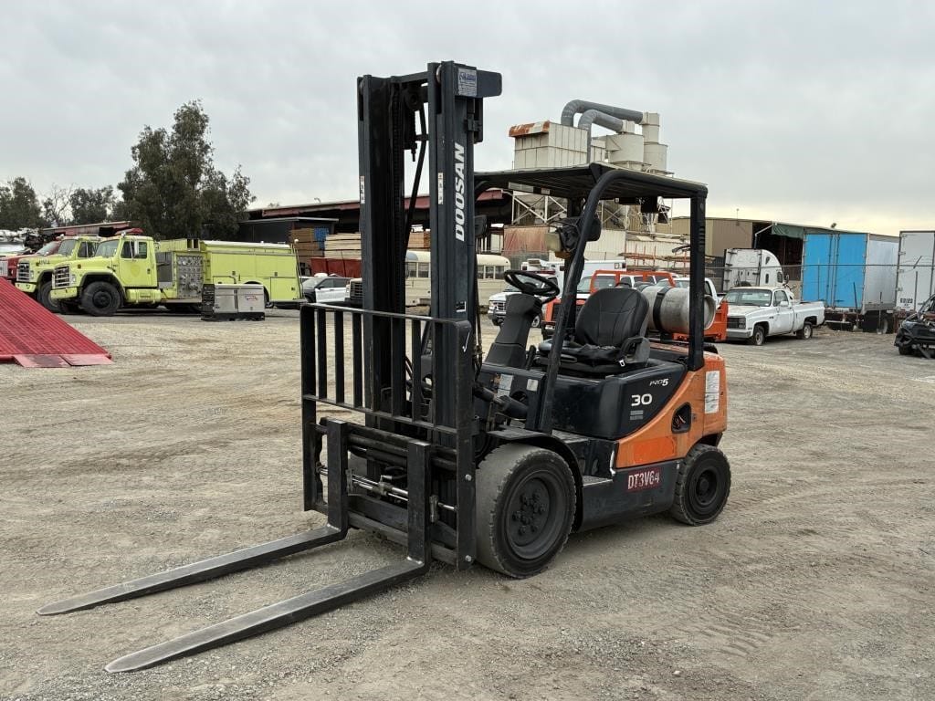 Main image  Doosan G30P-5