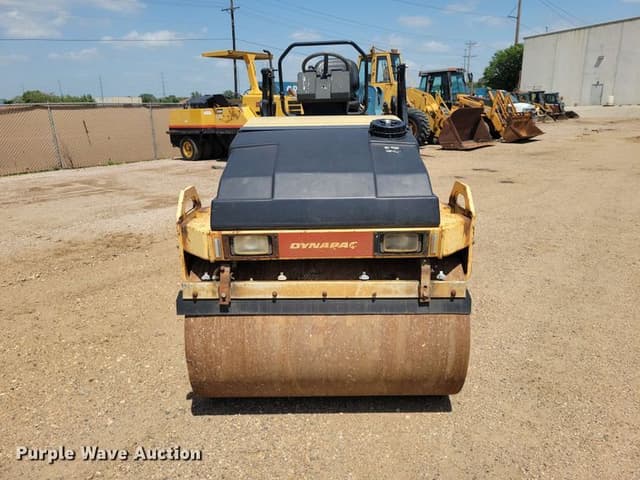 Image of DYNAPAC CC142 equipment image 1