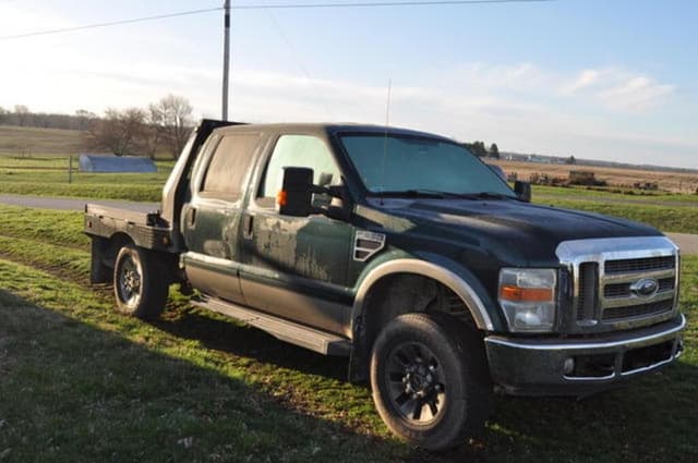 Image of Ford F-250 equipment image 2
