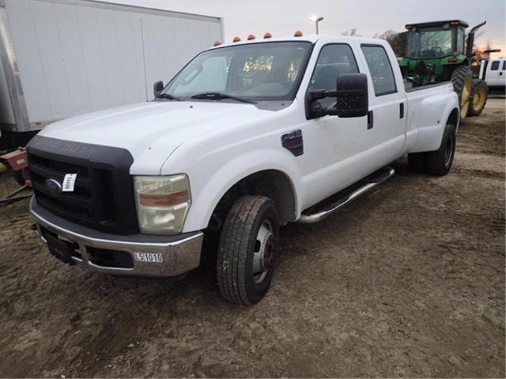 Image of Ford F-350 Primary image