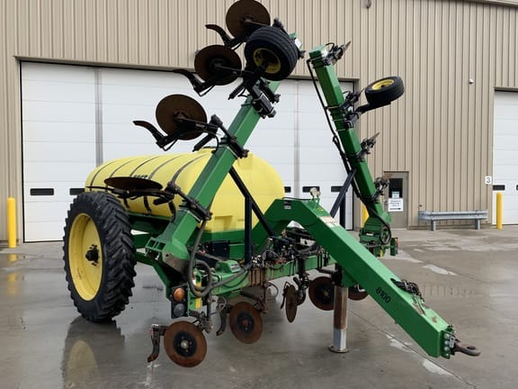 Main image Fast 8100