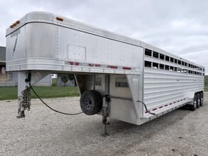 2008 Featherlite 8120 Image