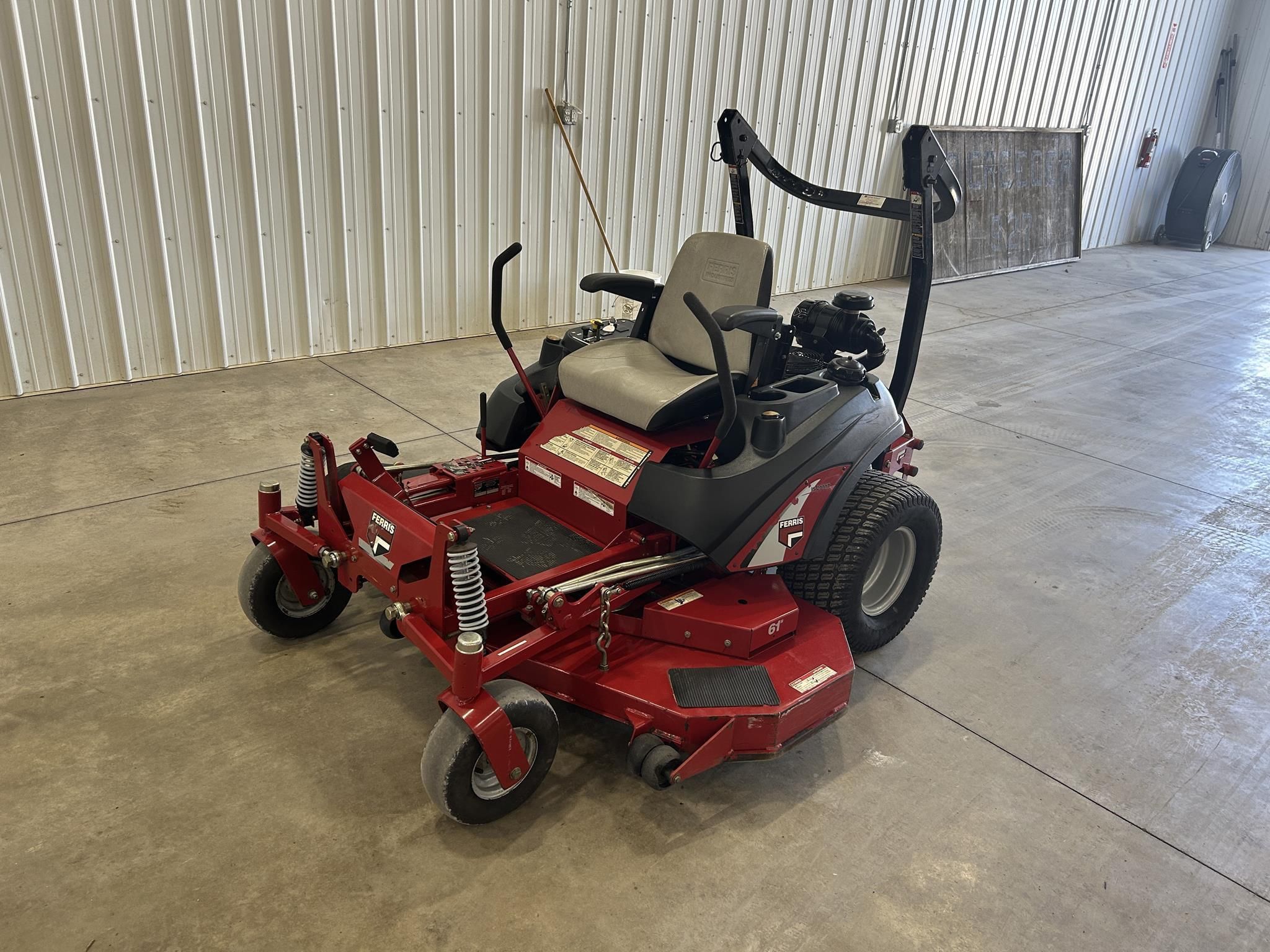 2008 Ferris IS2000Z Equipment Image0