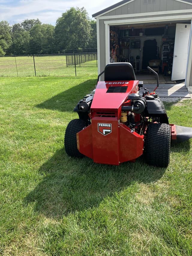 Image of Ferris IS4500Z equipment image 2