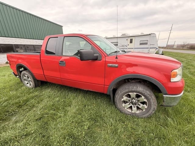Image of Ford F-150 equipment image 2