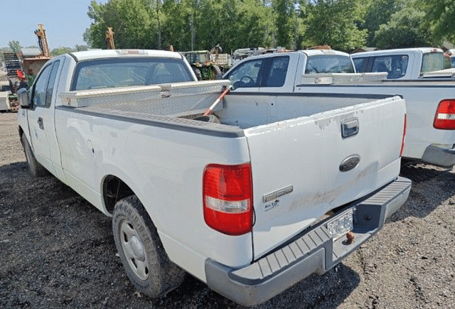 Image of Ford F-150 equipment image 1