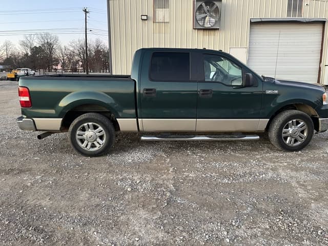 Image of Ford F-150 equipment image 4