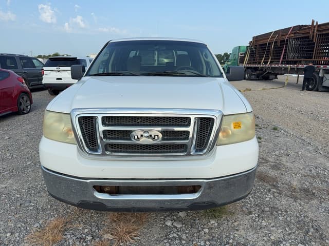 Image of Ford F-150 equipment image 1